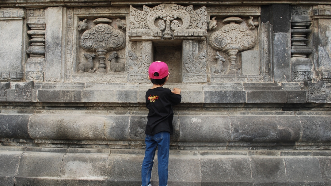 Explore-Indonesia-About-16