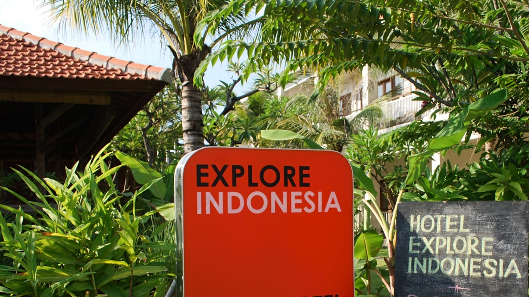 Explore-Indonesia-About-2